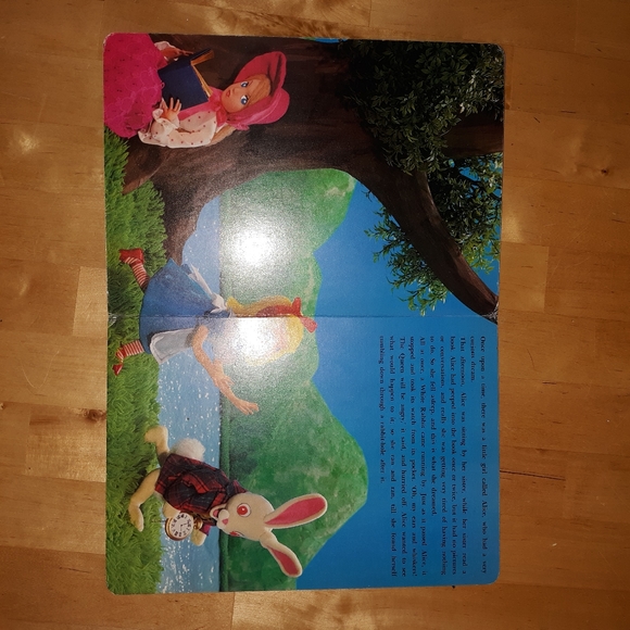 Vintage Collectible Alice In Wonderland - Picture 14 of 16